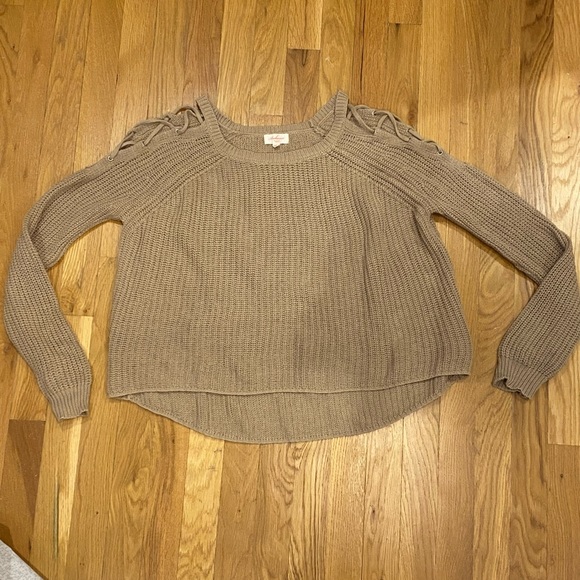 3 piece bundle women’s sweaters - Picture 6 of 6